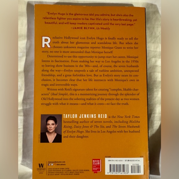 The Seven Husbands of Evelyn Hugo by Taylor Jenkins Reid - Picture 2 of 3